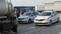 Задържани са трима мигранти в близост до граничния пункт "Дунав мост" при Русе