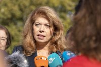 Вицепрезидентът Илияна Йотова размаза на пух и прах решенията на правителството за Териториалните планове