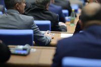 Обсъждат днес в НС споразумението между властта и енергетиците