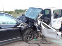 Тежка катастрофа в Разградско: джип се сблъска с микробус, загина един човек, петима са ранени