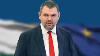 Пеевски предлага: Без субсидии и сгради за партии с разследвани лидери за тежки престъпления