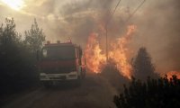 Огнен ад в Кипър: Пламъци поглъщат села край Лимасол, евакуирани са жители