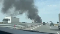 Горящ камион блокира АМ &bdquo;Тракия&ldquo; в посока София (ВИДЕО)