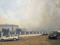 40 души евакуирани от Дома за възрастни в Славянци заради пожар, обявено е бедствено положение