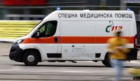 Масово натравяне на сватба в Сливенско: Над 100 души потърсиха медицинска помощ