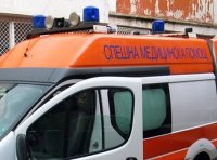 Трагедия в дом за възрастни в Карнобат: 86-годишна жена почина, полицаи обгазени при задимяване