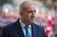 Радев: Мирът в Украйна не може да се налага със сила
