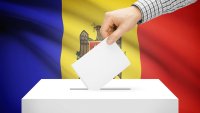 Оспорвана битка за властта в Молдова: &bdquo;Патриотичният блок&ldquo; изпреварва управляващите в социологическо проучване