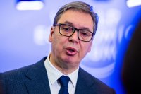Вучич: Чужди държави харчат милиарди, за да разпаднат Сърбия