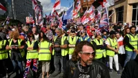   Протест на Томи Робинсън завърши с 25 ареста в британската столица