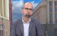 Първан Симеонов: Борисов се върна в любимата си роля на ментор и оставя партньорите си да вършат черната работа