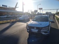 Международна група за крадени луксозни автомобили е разбита при спецакция на територията на три области в страната