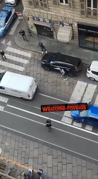 Мъж с нож в ръка крещя &ldquo;Аллах акбар&rdquo; в близост до синагога в Торино (ВИДЕО)