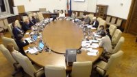 Столичната избирателна комисия нареди да се гласува с машини