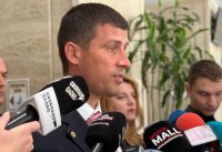 Ивелин Михайлов изхлипа: Пеевски ме нарече &bdquo;мишка&ldquo; в коридора на парламента (ВИДЕО)