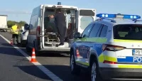Катастрофа между две коли и камион блокира АМ &bdquo;Тракия&ldquo; край Пловдив