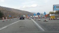 Ограничения на движението по АМ &bdquo;Струма&ldquo; от днес