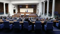 На първо четене: Парламентът одобри въвеждането на новия предмет &bdquo;Добродетели и религии&ldquo;