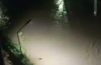 Царево под вода: Река Черна преля, &bdquo;Нестинарка&ldquo; е наводнена (ВИДЕО)