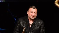 Любо Киров празнува 25 г. на сцена: Моите песни ме спасяват