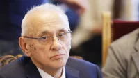 Министър Кирилов отдава почит на лекарите: Професията е мисия и отговорност