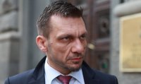   Съдът решава днес дали д-р Станимир Хасърджиев да остане в ареста