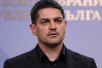 Радостин Василев: Бюджетът в евро ще удвои дефицита &ndash; готвим вот на недоверие и избори