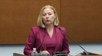 Надежда Йорданова: Задачата на всички политици е българите да имат достъп до горива на достъпни цени