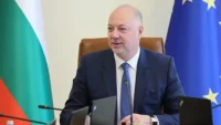 Премиерът: Приветстваме усилията на Тръмп за постигане на траен мир в Украйна