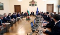 Кабинетът разглежда удължителен бюджет за 2026 г.