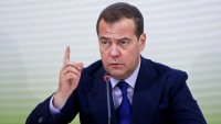 Медведев към ЕС: Ако пипнете руските активи ще си платите в натура!