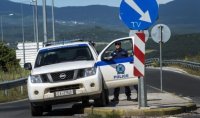 Трима полицаи арестувани в Солун за подкупи от шофьори