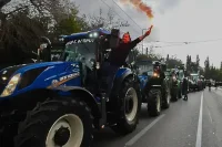 Блокада: Гръцките фермери затвориха &bdquo;Кулата&ldquo; и &bdquo;Илинден&ldquo;