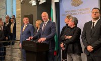 ИЗВЪНРЕДНО: Правителството подаде оставка преди гласуването на вота на недоверие (ВИДЕО)