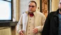 Скандалът с камерите в тоалетните: Съдът пусна бившия директор на 138-о училище срещу 10 000 лева