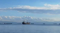 Турски кораб заседна в Керченския проток
