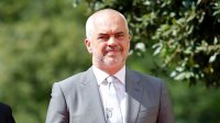 Дипломатическа ирония: Шега на Еди Рама към грък се превърна в медиен скандал
