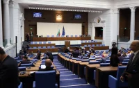 Парламентът обсъжда на първо четене три законопроекта за закриване на Комисията за противодействие на корупцията