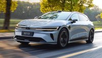 Zeekr 7GT: Електрическото комби с 800V мощ превзема Европа (ВИДЕО)
