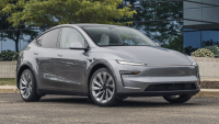 Tesla Model Y 2026: Седем места, но само за деца &ndash; критика към новия семеен SUV