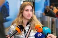 Александра Фейгин ще вее българския флаг на Олимпиадата в Милано