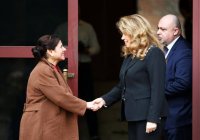 Силвия Къдрева пристига на &bdquo;Дондуков&ldquo; 2 за среща с президента