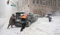 Смъртоносната зимна буря в САЩ продължава да взима жертви, стотици хиляди жители са без ток (ВИДЕО)