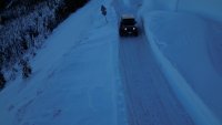 Затвориха прохода Троян &ndash; Кърнаре заради обилен снеговалеж