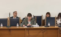 Правната комисия подкрепи ограничения за секциите извън ЕС, но отхвърли предложенията на ДБ за машинното гласуване