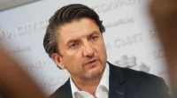 Боршош иска дебат за промените в Закона за туризма още в следващите седмици