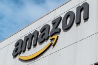 Amazon съкращава 16 000 служители в нова вълна от уволнения заради AI и преструктуриране