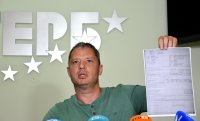 Делян Добрев ще подаде сигнал срещу премиера и членове кабинета до прокуратурата и ДАНС