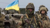 Украински войник: Стъпка по стъпка губим войната