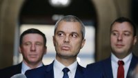 "Възраждане" внася вот на недоверие към кабинета заради политиката в отбраната